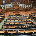 Poslanici Samoopredeljenja održavaju sednicu parlamenta bez kvoruma
