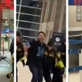 Drama na američkom aerodromu: Muškarac kolima uleteo u terminal, razbijena vrata, krhotine letele svuda
