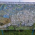 Informativna tabla na čačanskom groblju