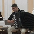 Veče harmonike u Kragujevcu – nastupila 22 nagrađivana mlada muzičara