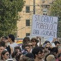 Šetnja u sklopu "Nedelje ponosa" u Beogradu - okupilo se 2.000 ljudi: Primećen transparent sa natpisom "Studenti pobeđuju…