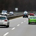 Pazite se ako vozite kroz Sloveniju! Stiglo merenje prosečne brzine na autoputu, kazne od 40 do 1.200 evra