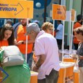 SNS već 10 godina obustavlja ulazak Srbije u EU: SSP Kragujevac u akciji „Pravac Evropa”