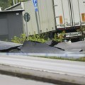 Obrušio se deo auto-puta u Švedskoj, povređene tri osobe