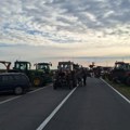 BLOG Poljoprivednici koji protestuju u Novom Sadu se vratili ispred rafinerije, u sredu nova vožnja do Pokrajinske vlade