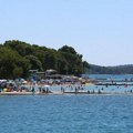 Na poznatoj plaži na Jadranu zabranjeno kupanje: Postoji opasnost od zaraznih bolesti