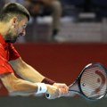 Moćna fotografija Novaka Đokovića: Nole spreman da uskoči u šampionski bolid (foto/video)