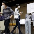 Izlazne ankete: Japanska vladajuća LDP gubi većinu u gornjem domu parlamenta
