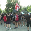 Srcem za Radnički: Navijači krenuli ka Čika Dači (video)