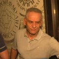 Dekan Filozofskog u Novom Sadu i dalje u zgradi fakulteta