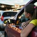 Novi trend među srpskim turistima, više niko ne kupuje magnete