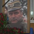 Potparol EK o smrti Ratka Mladića: Veličanju ratnih zločinaca nema mesta među zemljama kandidata za članstvo u EU