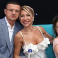 Jovana Jeremić sa ćerkom Leom i tigrom na svadbi: Voditeljka blista u belom: "Najveće blago u životu je porodica"