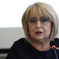 "Nema elemenata nasilja, dečak je stabilno": Slavica Đukić Dejanović o incidentu u školi u Pećincima gde je đak udaren…