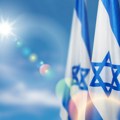 Ovo je tekst pesme zbog koje Izrael može biti diskvalifikovan sa Evrovizije: Reč „cveće“ i deo na hebrejskom naročito…