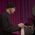 Ruski pijanista monah Avelj pred prvi koncert u Beogradu: Muzika je kao kad ulaziš u hram /video/
