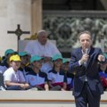 Italijanski glumac Roberto Beninji održao govor pred papom u Vatikanu: Greške su neophodne, korisne i ponekad prelepe