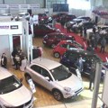 Porasla prodaja novih automobila