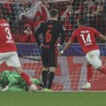 Barsa preživela pomračenja Vojčeha Ščensnog i pobedila posle 3:1 i 4:2, Atletiko slavi Alvareza, Sahinu nacrtan otkaz!