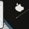 iPhone 17 serija ima problem sa baterijom, Apple planira da ga reši uz pomoć veštačke inteligencije