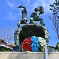 Oni su branili otadžbinu! Položeni venci na Spomenik junacima sa Košara /foto/