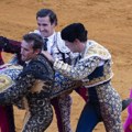 Slavni španski matador Morante teško povređen tokom borbe s bikom