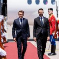 (Foto) Emanuel Makron stigao u Crnu Goru: Dočekao ga predsednik Milatović