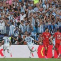 Argentina igra za nastavak puta ka odbrani titule, Švajcarci žele čudo i prolaz u polufinale Mundijala