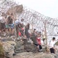 Španija tvrdi: Oko 37.500 migranata dobrovoljno se vratilo iz Seute u Maroko