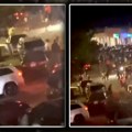 Masovna pucnjava ispred tržnog centra u ilinoisu: Pucano na skup od 200 ljudi: Sumnja se na najmanje 15 žrtava! (video)