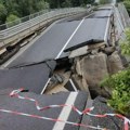 (FOTO) Putevi i mostovi svedoče o razornoj moći poplava u Sloveniji