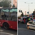 Normalizovan saobraćaj na Trošarini posle sudara gradskog autobusa i tramvaja: Deset osoba povređeno