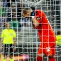 Debakl - Milan Borjan primio šest golova: Počeo u Ligi šampiona, završiće u Ligi konferencije!