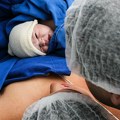 U Novom Sadu za jedan dan rođena 31 beba
