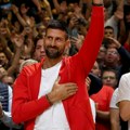 Novak Đoković oduševio "delije": Zbog jednog poteza nastao je delirijum tokom Zvezda - Alba (VIDEO)