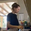 Snimila kako zaista izgleda sezonski posao u Hrvatskoj pa šokirala region: "Ovo je previše posla za jednu osobu, osetićeš…