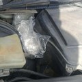 Kokain, marihuana, evri, dinari, vakuum mašina... U dve odvojene akcije u Beogradu uhapšena dvojicu dilera - evo šta je…