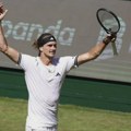 Teniski spektakl u Haleu, Zverev posle taj-brejkova srušio Kolignona