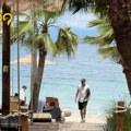 Rajska plaža na Tasosu puna palmi, ali nije za svačiji džep: Gužve još nema, a evo koliko košta prvi red do mora (Video)