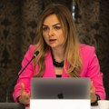 „Beogradu ne ide u prilog stabilna vlada Crne Gore dok Srbija stoji u mestu“: Daliborka Uljarević za Danas o crnogorskim…