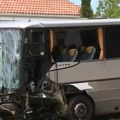 Autobuse voze umorni i bedno plaćeni penzioneri: Danak masovnom odlasku profesionalnih vozača iz BiH u inostranstvo