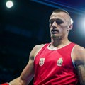 Bravo! Almir Memić u četvrtfinalu! Srpski bokser pobedio Džonatana - sledi borba za Hamzeom