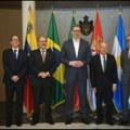 Vučić sa ambasadorima južnoameričkih zemalja o Rezoluciji o Srebrenici