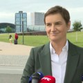 Uživo Ana Brnabić ima važne vesti za građane Srbije Predsednica Narodne skupštine obraća se javnosti (video)