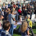 „Pljačka Milenijuma“, „Investitori okupatori”: Novi protest protiv rušenja hotela „Jugoslavija“