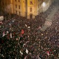 BLOG UŽIVO Studenti iz gradova širom Srbije stižu u Niš, građani izašli na ulice, pozdravljaju ih na svakom ćošku