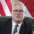 Kir Starmer hitno pozvao svoje ministre na razgovor o miru u Gazi