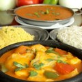 Nema kućerka u Sremu bez oko sela testa. Recept za ovo starinsko sremačko jelo krije bogat i domaćinski ukus. Kad se smaže…
