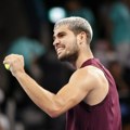 Želja za povratkom je velika: Karlos Alkaraz trenira, ali uz jednu ogromnu i neočekivanu promenu (VIDEO)