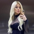 "Komšinica je videla da zagledam njen auto i lupkam po haubi" Ana Kokić usred noći zatekla ovo ispred kuće: Šta me je nateralo…